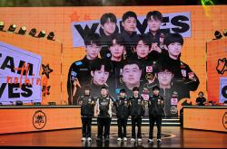 关于Doinb回归赛场，大胜首场状态亮眼，老鹰观众沸腾！的信息