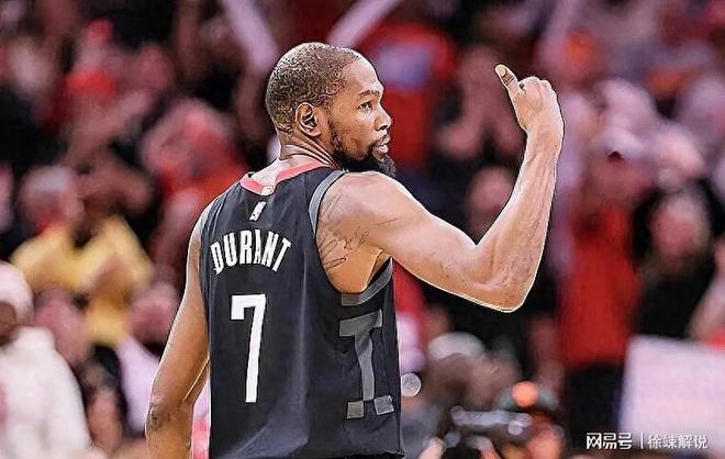 杜兰特回归赛场,挺进下一轮首场状态亮眼,加拿大队观众沸腾!的简单介绍 杜兰特回归赛场,挺进下一轮首场状态亮眼,加拿大队观众沸腾!的简单介绍