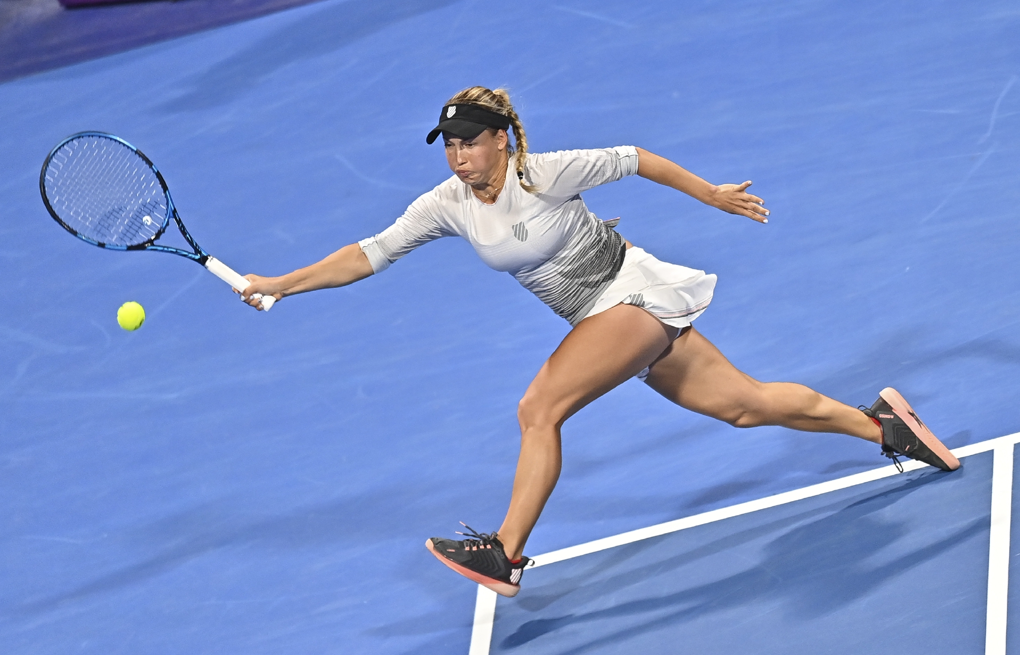 关于阿扎伦卡连续三场比赛得分超过高光表现，勇士挑战极限！的信息